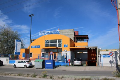 cm-empresas-02.jpg exterior Centro de Empresas
